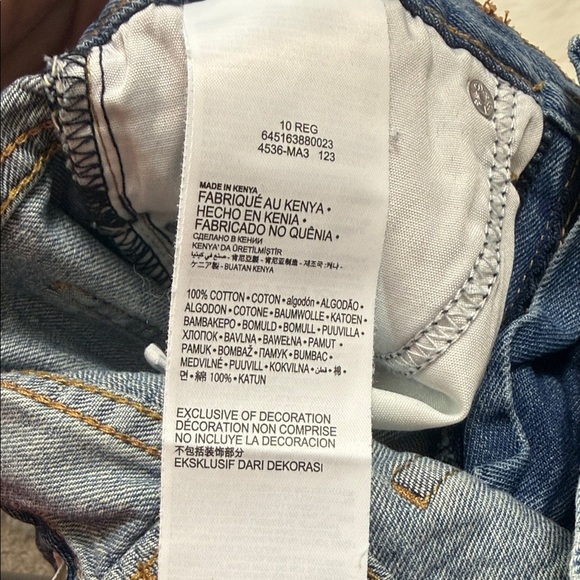 Levi's Kids Classic Blue Denim Shorts B5 - Picture 3 of 4